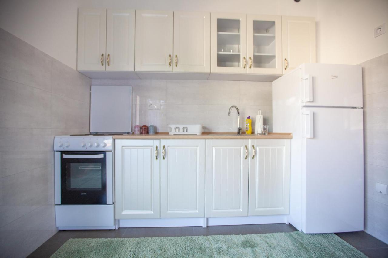 Apartman Exclusive Trebinje Centar ภายนอก รูปภาพ